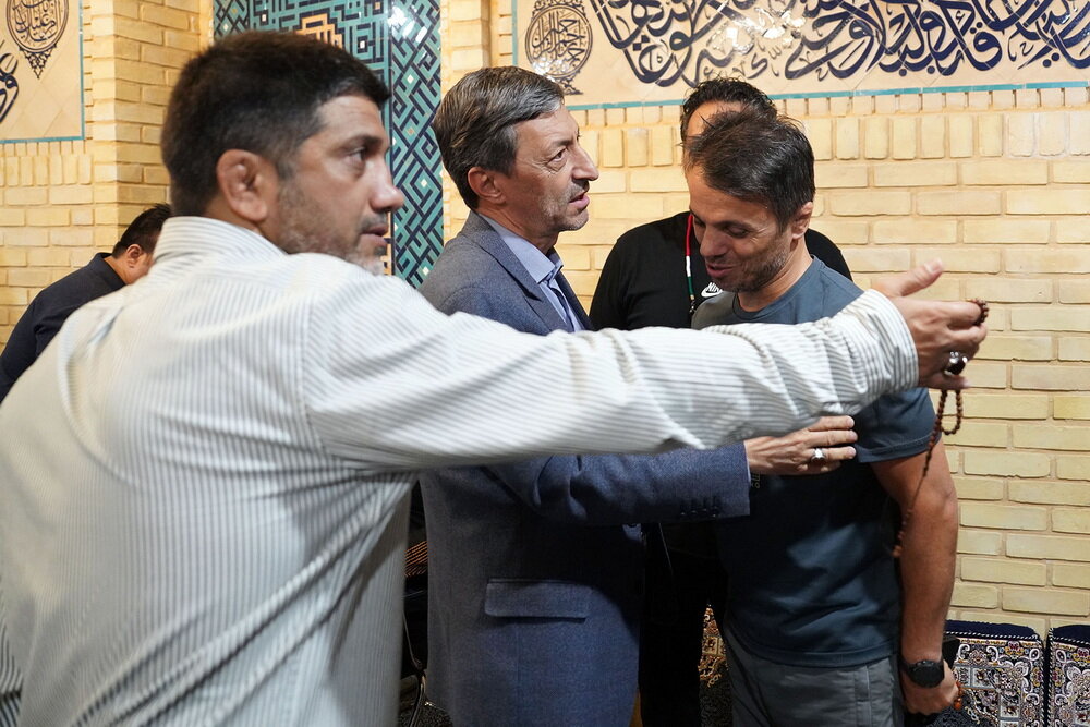 بازدید رئیس ستاد اجرایی فرمان امام از کمپ تیم‌های ملی کشتی