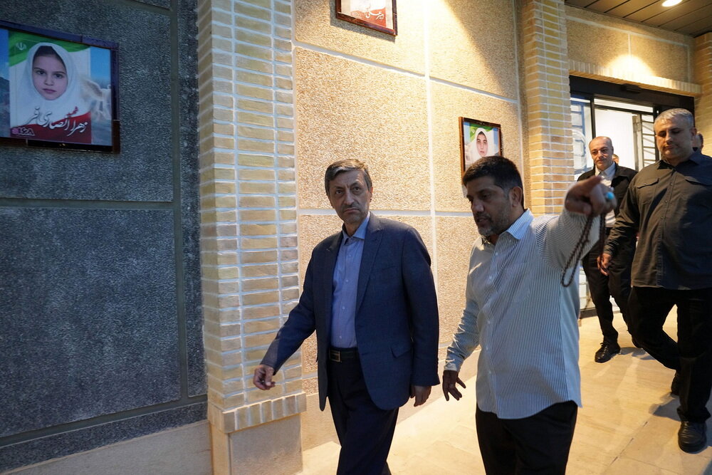 بازدید رئیس ستاد اجرایی فرمان امام از کمپ تیم‌های ملی کشتی