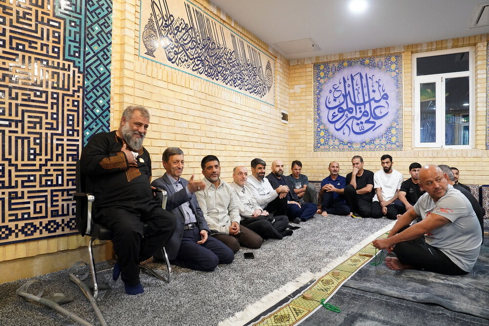 بازدید رئیس ستاد اجرایی فرمان امام از کمپ تیم‌های ملی کشتی