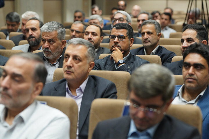 نشست سراسری مدیران سازمان اموال و املاک ستاد اجرایی فرمان حضرت امام