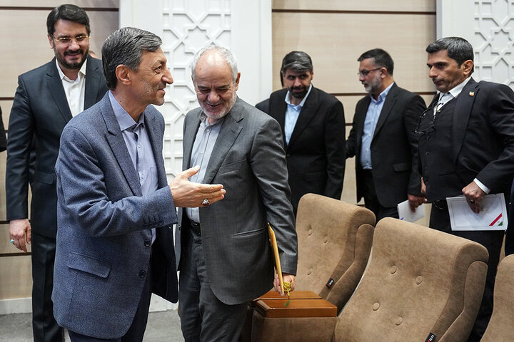 نشست سراسری مدیران سازمان اموال و املاک ستاد اجرایی فرمان حضرت امام