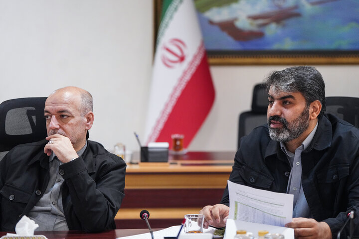سید امیرحسین مدنی مدیرعامل بنیاد برکت ستاد اجرایی فرمان امام و مجید باجلان معاون مالی و اداری ستاد اجرایی فرمان امام 