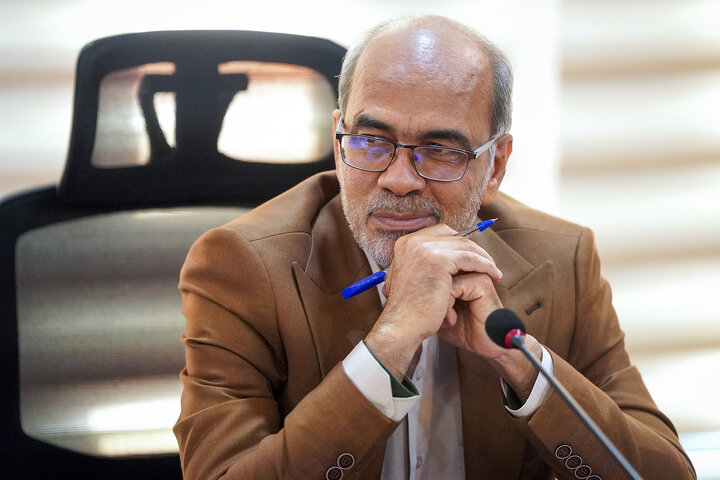 جلسه بررسی عملکرد معاونت حقوقی با حضور رئیس ستاد اجرایی فرمان امام