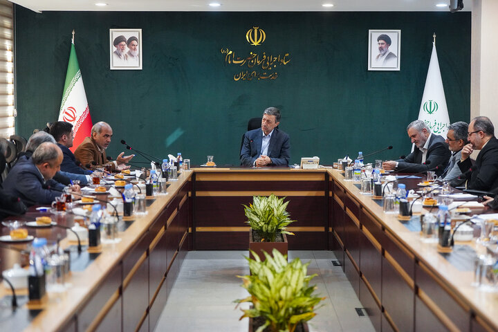 جلسه بررسی عملکرد معاونت حقوقی با حضور رئیس ستاد اجرایی فرمان امام