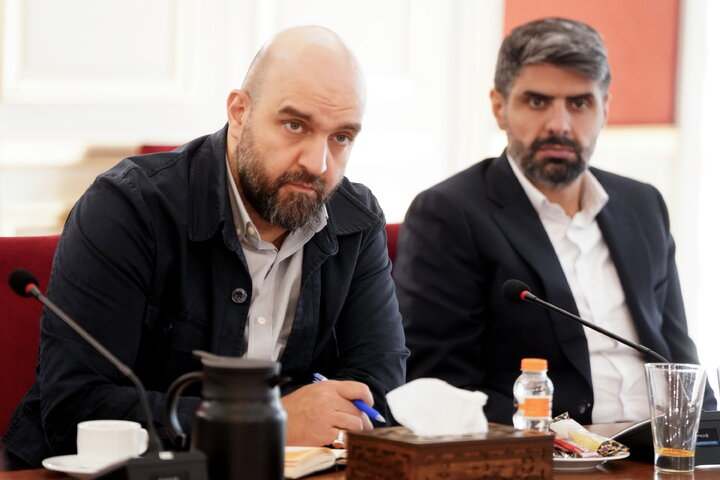 بازدید رئیس ستاد اجرایی فرمان امام و وزیر میراث فرهنگی از آثار حمله دشمن به مجموعه تاریخی سعدآباد