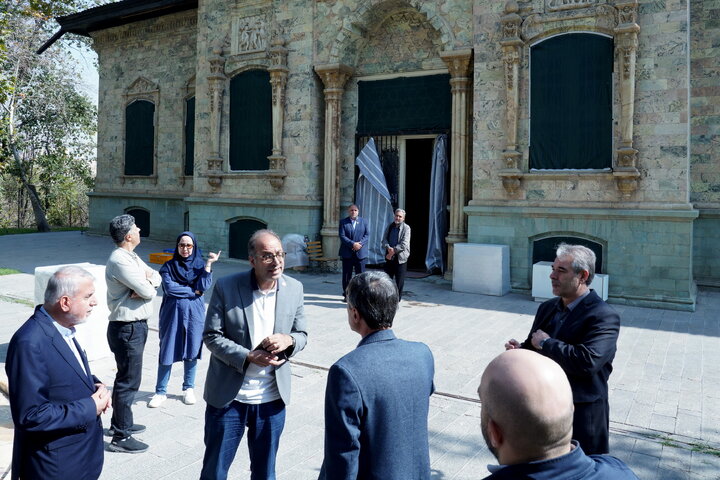 بازدید رئیس ستاد اجرایی فرمان امام و وزیر میراث فرهنگی از آثار حمله دشمن به مجموعه تاریخی سعدآباد