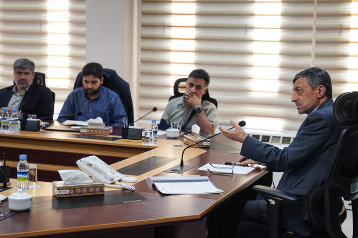بررسی عملکرد موسسه دانش بنیان برکت با حضور رئیس ستاد اجرایی فرمان امام