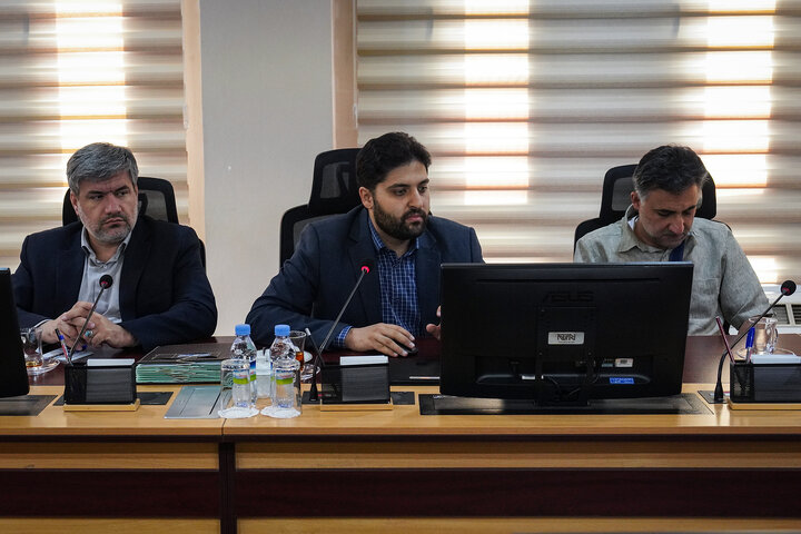 بررسی عملکرد موسسه دانش بنیان برکت با حضور رئیس ستاد اجرایی فرمان امام