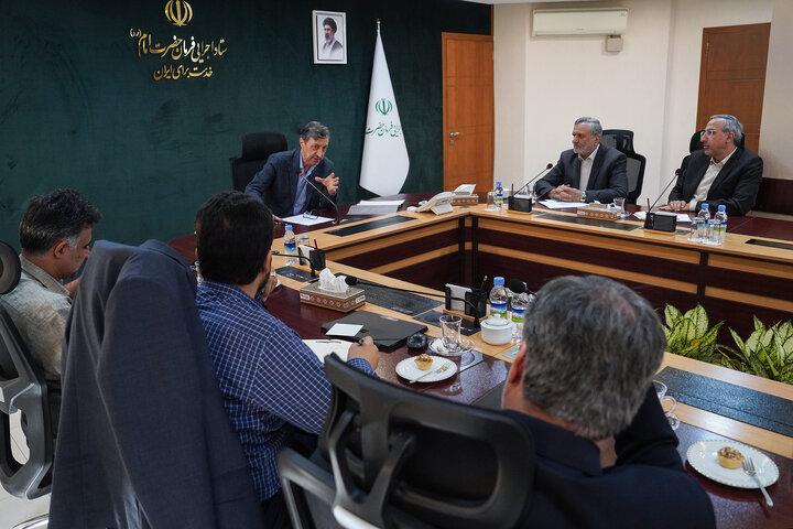 بررسی عملکرد موسسه دانش بنیان برکت با حضور رئیس ستاد اجرایی فرمان امام