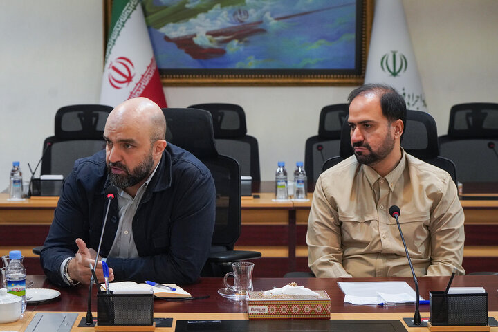 بررسی عملکرد موسسه دانش بنیان برکت با حضور رئیس ستاد اجرایی فرمان امام