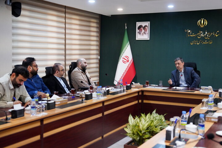 بررسی عملکرد مرکز ارتباطات و اطلاع‌رسانی ستاد اجرایی فرمان امام با حضور سید پرویز فتاح