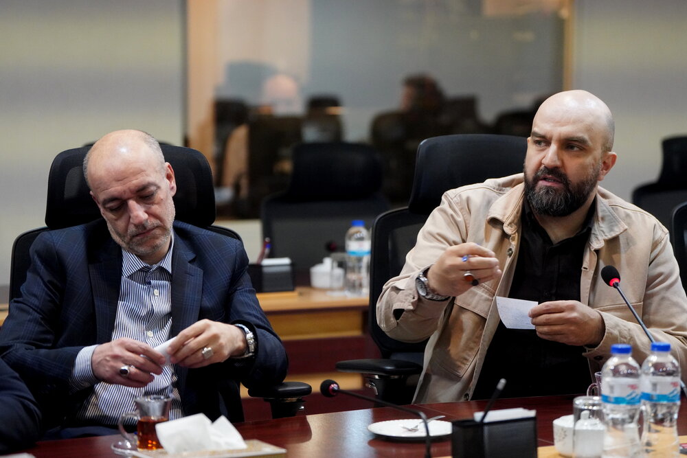 بررسی عملکرد اداره کل بازرسی با حضور رئیس ستاد اجرایی فرمان امام