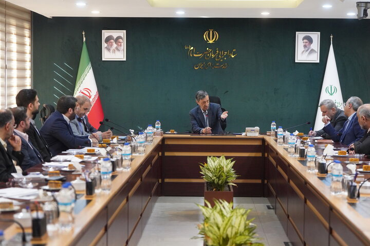 بررسی عملکرد معاونت مالی و اداری ستاد با حضور سید پرویز فتاح