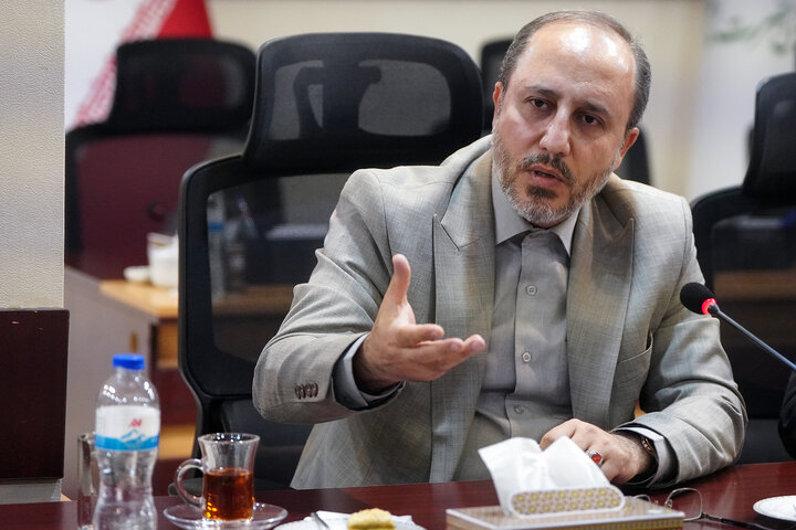 بررسی عملکرد حوزه ریاست ستاد اجرایی فرمان امام با حضور فتاح