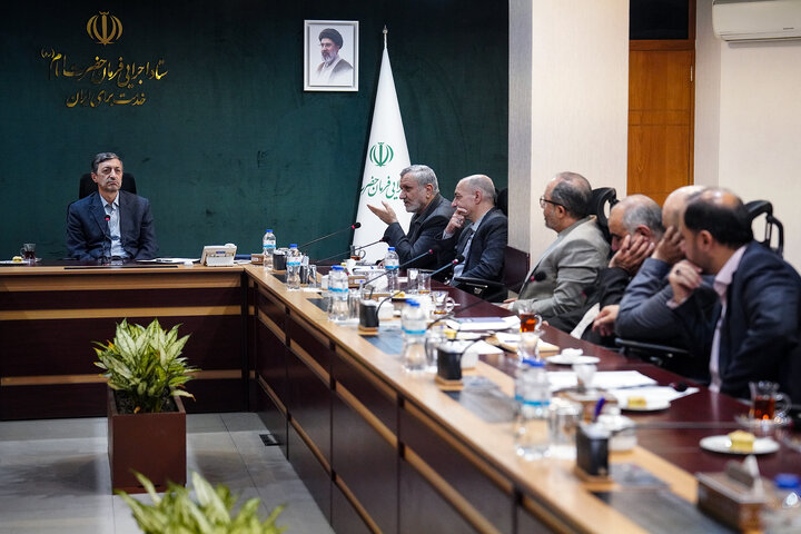 بررسی عملکرد حوزه ریاست ستاد اجرایی فرمان امام با حضور فتاح