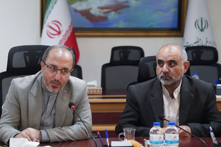 بررسی عملکرد حوزه اشتغال بنیاد برکت با حضور رئیس ستاد اجرایی فرمان امام