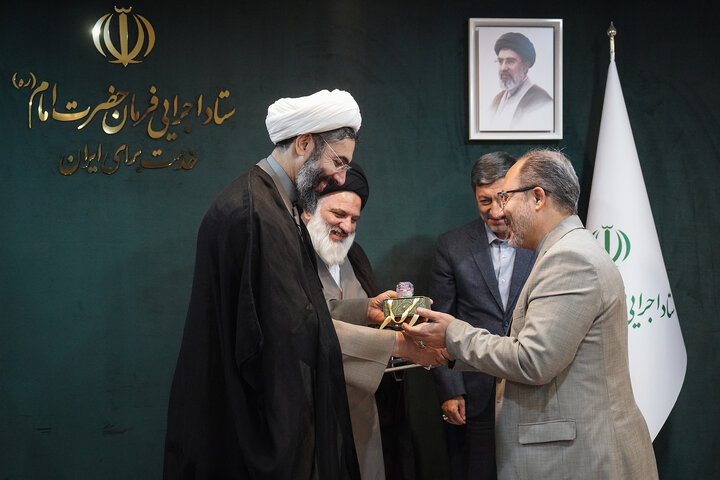 دیدار رئیس نهاد رهبری در دانشگاه‌ها با سید پرویز فتاح