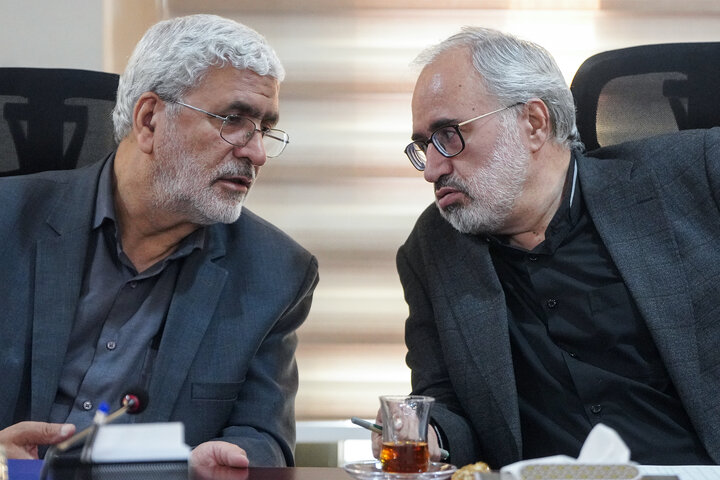 جلسه بررسی دستاوردهای طرح جهش تولید در دیم‌زارها
