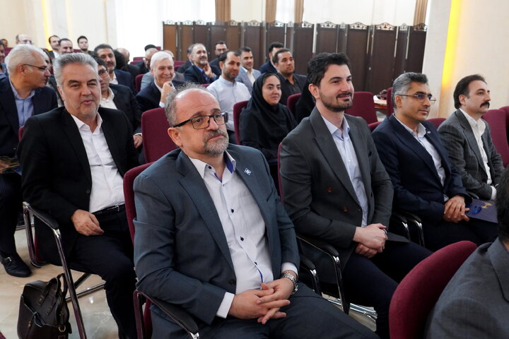تقدیر از شرکت‌های برتر ستاد اجرایی فرمان امام در هشتمین دوره جایزه تعالی