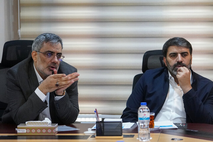 دیدار تعدادی از نمایندگان مجلس با رئیس ستاد اجرایی فرمان امام