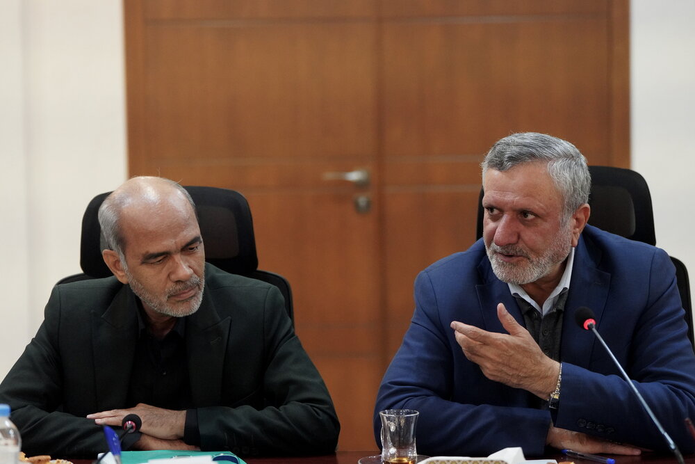بررسی گزارش‌های ارتباطات مردمی ستاد اجرایی فرمان امام با حضور فتاح